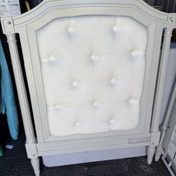 Baby Crib 