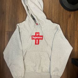 SUPREME HOODIE GREY SIZE SMALL