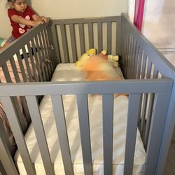 Baby Crib 