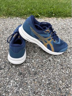 Brand new. Men’s running/walking shoes. Size 11.