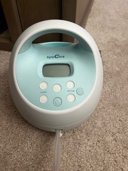 Spectra S1 plus breast milk pump with bottles
