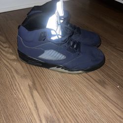 Jordan 5 Georgetown  Size 12