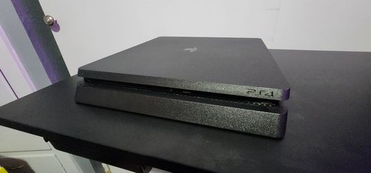 PS4 Slim 1 TB