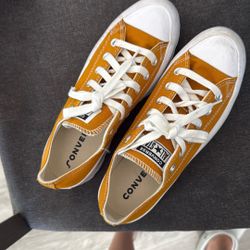Women’s Converse