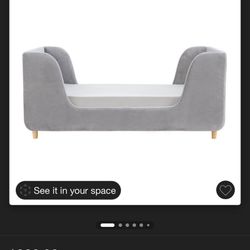 Toddler bed