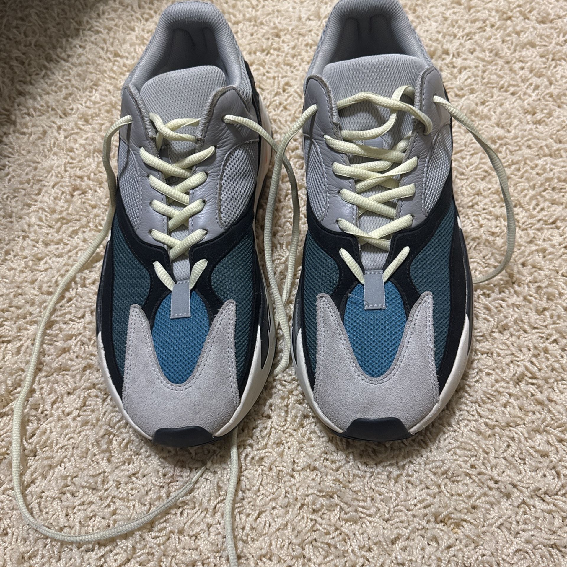 Yeezy Wave runners 
