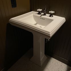 Kohler Memoirs Pedestal Sink and Base