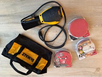 Dewalt DWE6423 3 Amp Corded 5 in. Variable Speed Random Orbital Sander (bag and sanding discs)
