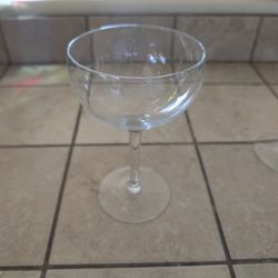 7 x Champagne Glasses