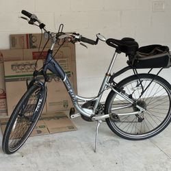 Bike Trek Navigator 300