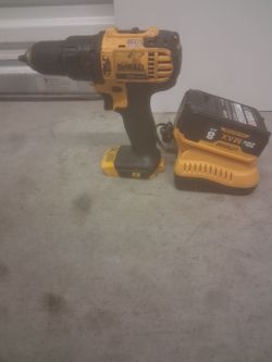 DEWALT Heavy duty Impact DRILL