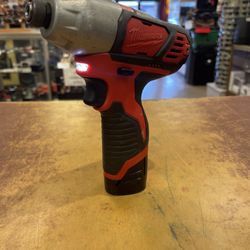 Milwaukee Drill With Battery 