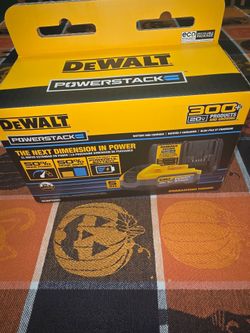 New Dewalt 5ah powerstack battery kit, price firm