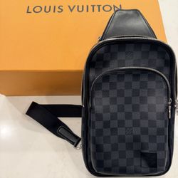Louis Vuitton Avenue Slingbag N45302