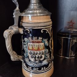 Antiques Mug