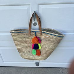 Moroccan Style Beach With Leather Handles 