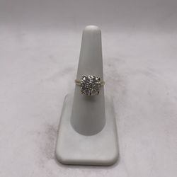 14kt Dual-Tone Gold Engagement Style Ring w/ Dia Cluster Design