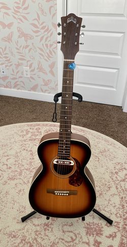 Guild M-240E Troubadour Acoustic Guitar - MINT