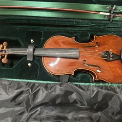 Cremona Maestro Series SV-1240 Violin In Case