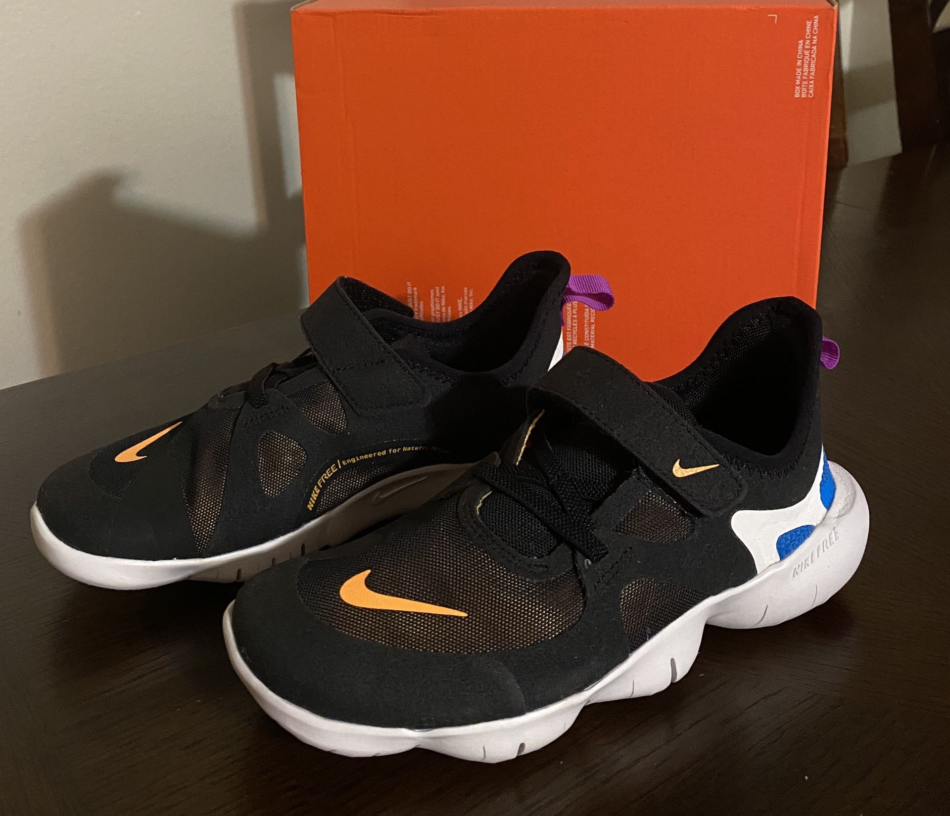 New Nike shoes for boys Size 1