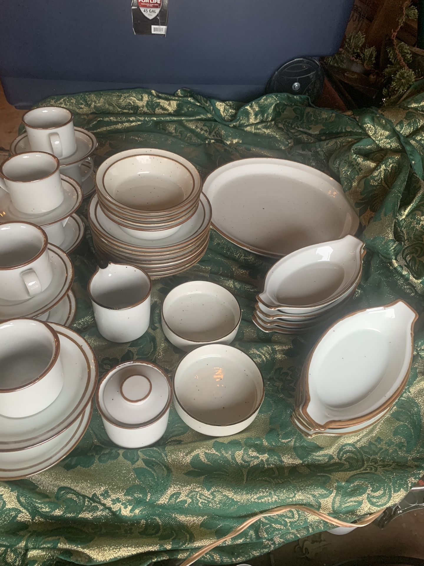 Mid Century Trend Pacific Earth’s tone Set