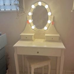 Makeup Vanity Only - DELIVERY AVAILABLE 