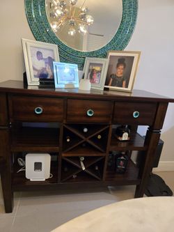 Credenza