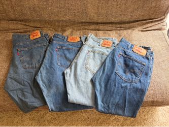 Levis
