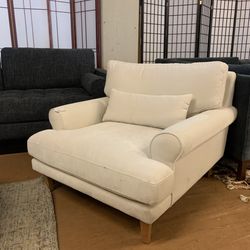 Maxwell Accent Chair