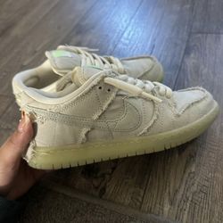 Nike SB  Dunks “ Mummy “