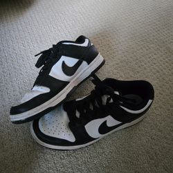Nike Dunk SIZE 9.5 WOMENS