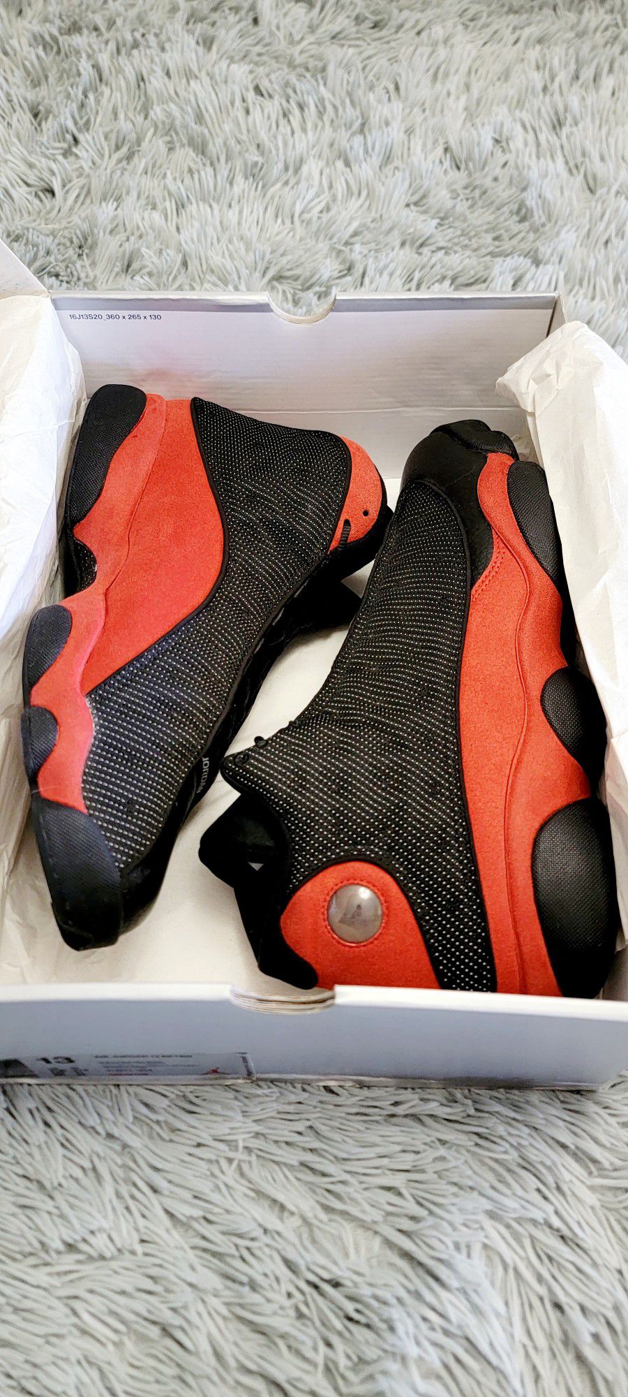 Size 13 Nike Air Jordan XIII Retro Bred 2017 414571-004.
Excellent preowned condition.
