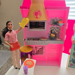 Barbie Restaurant (Pizza Party)