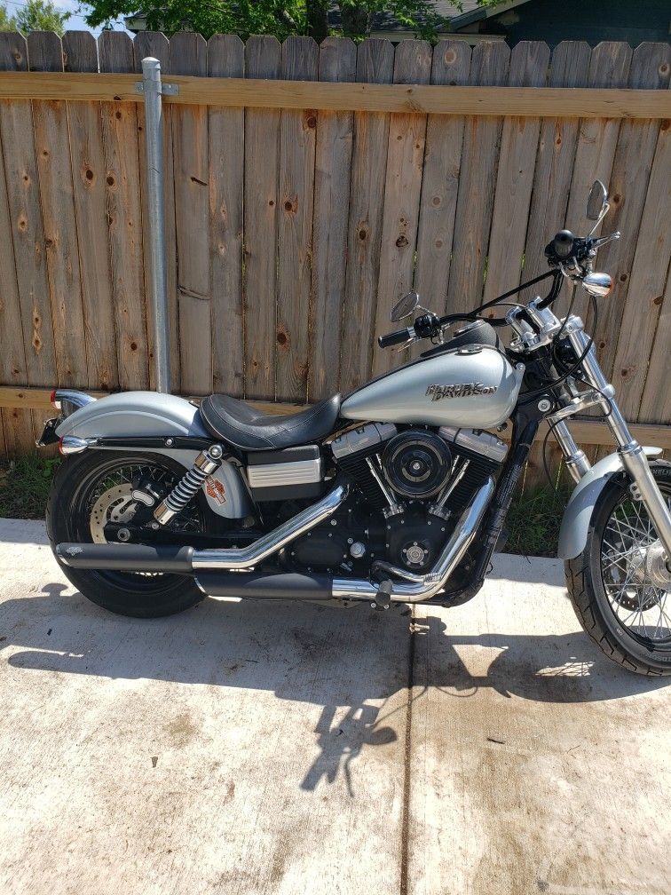 2011 Harley-Davidson FXD Street Bob