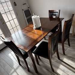 6 Seat Dining Table 