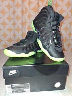 Nike Little Posite One GS "Black Volt" - Size 6Y (Brand New) - FIRM PRICE