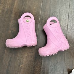 Crocs Toddler Pink Rain Boots Size 6