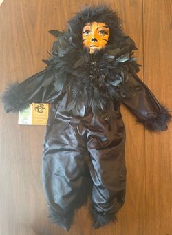 Theatrical Cats collectible musical doll