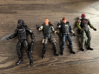 4 Custom 1:12 scale Resident Evil figures