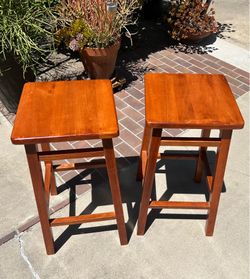 Barstool