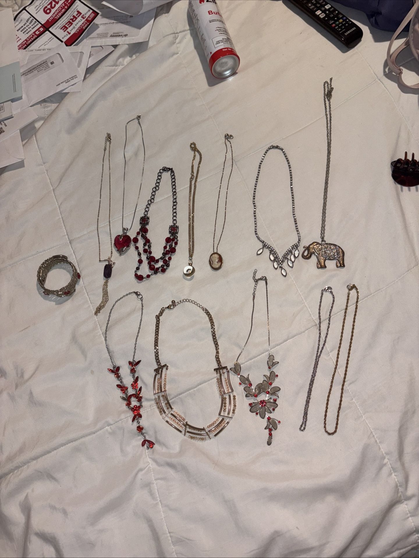 Lot Vintage Costume Jewelry