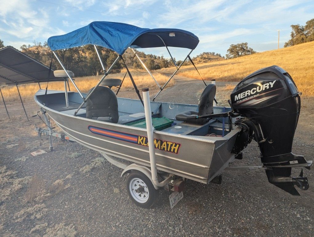 Klamath 16' Fishing Boat