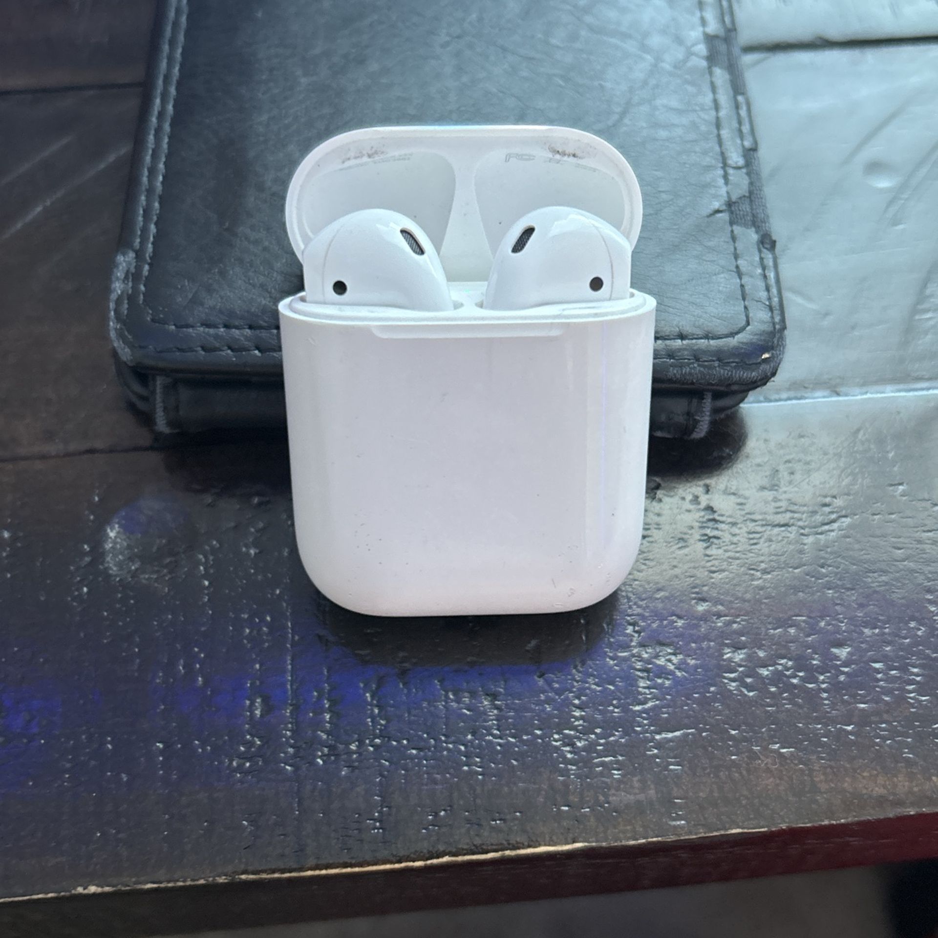 Airpods 1st generation
