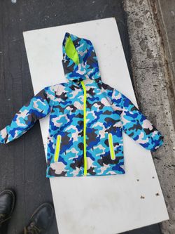 Kids rain jacket size 8-9