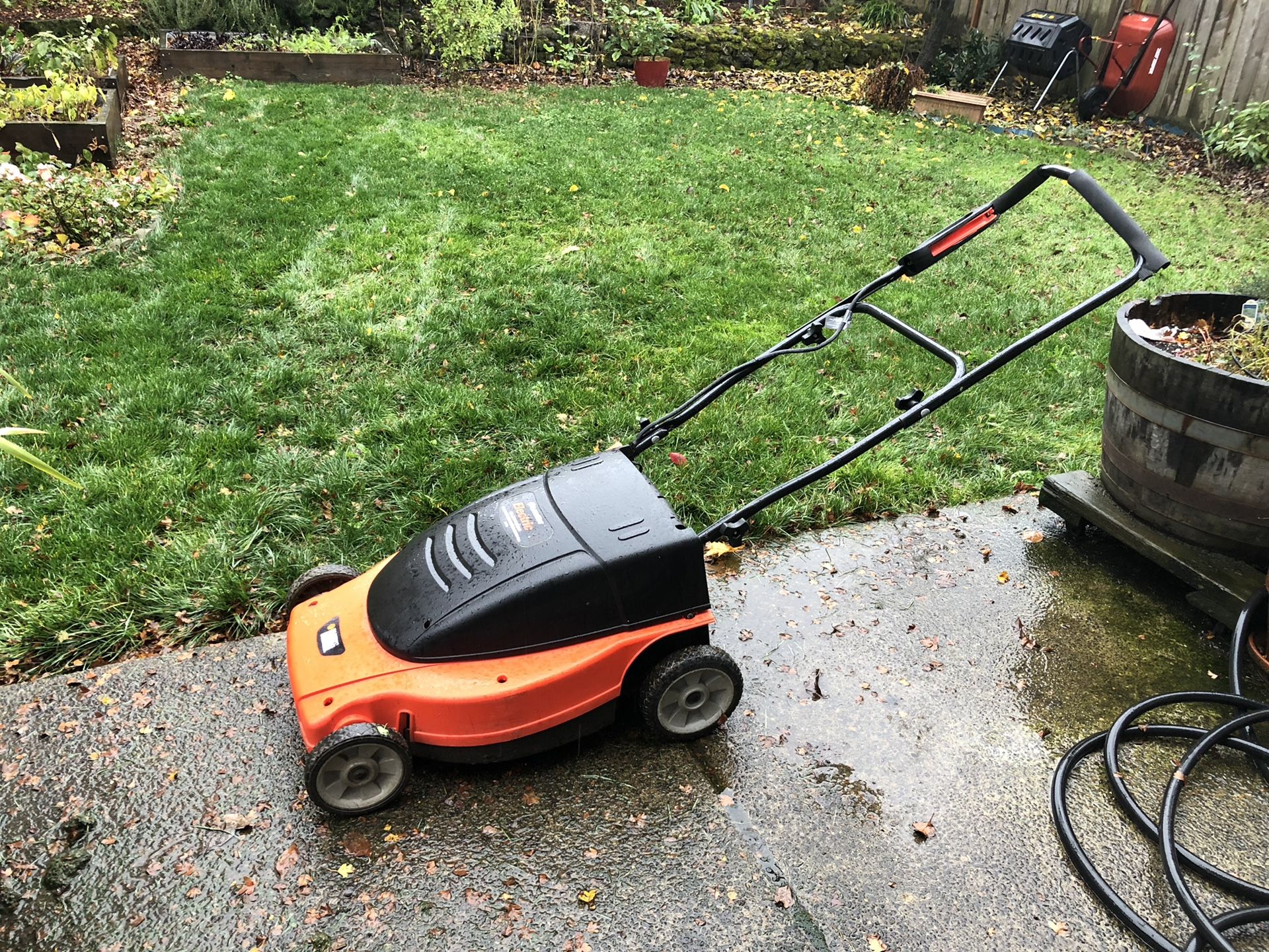 Black and decker 19 inch lawn hog 