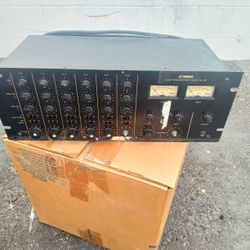 Yamaha PM-180 Rackmount Mixer 