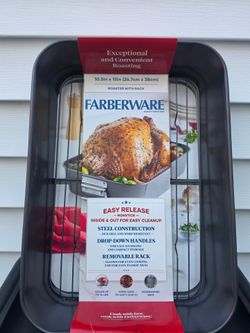 Farberware Bakeware Nonstick Roaster, Roasting Pan with Rack, Gray
Roast pan with flat rack, 11-inch