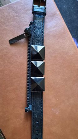 karl lagerfeld bracelet zip single .