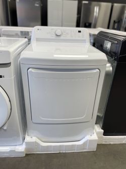 LG - 7.3 cu Gas Dryer In White