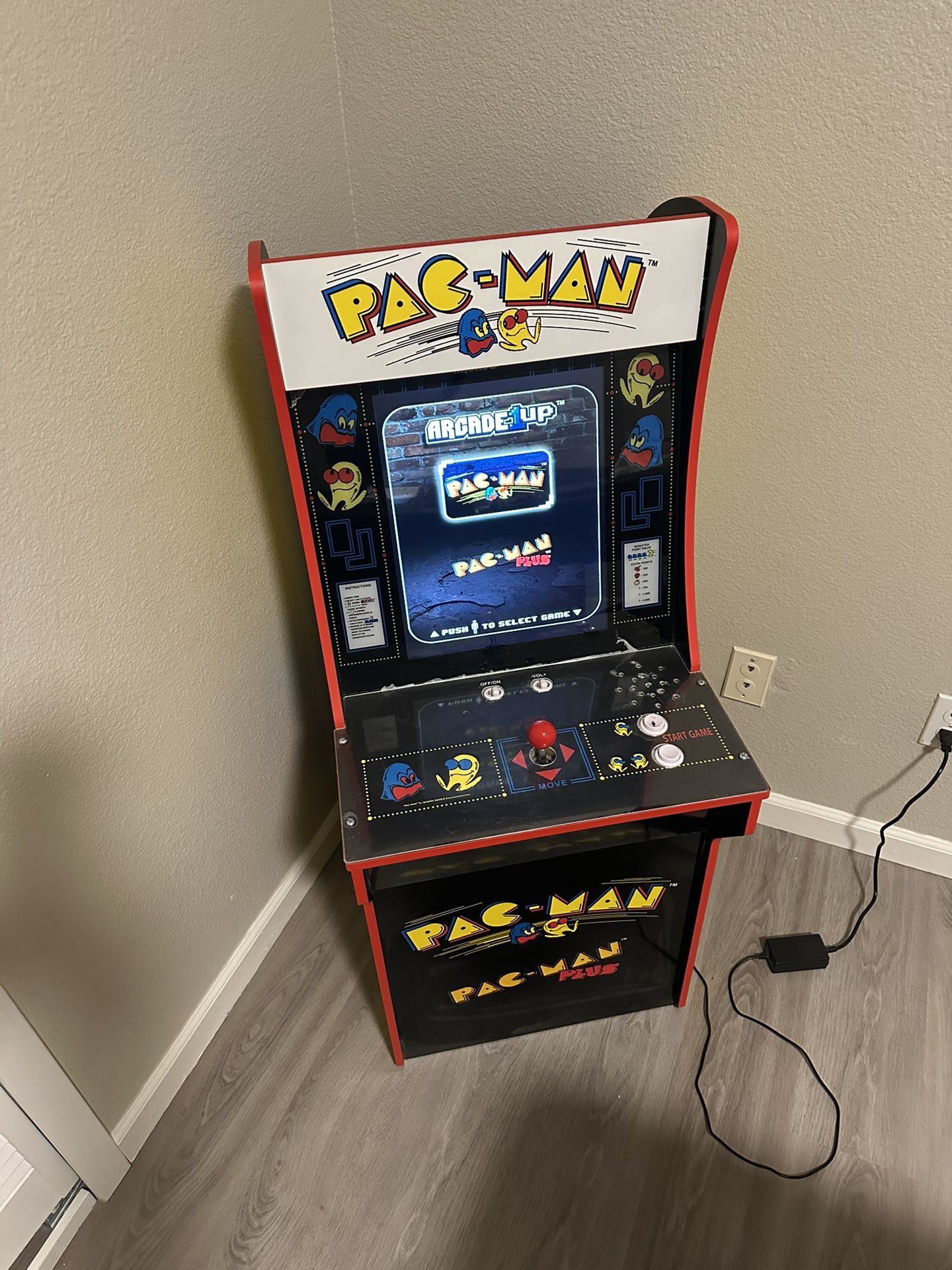 PAC MAN
